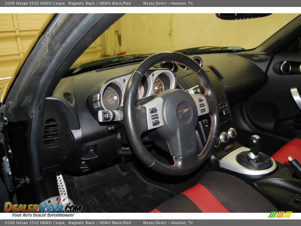 Dashboard of 2008 Nissan 350Z NISMO Coupe Photo #11