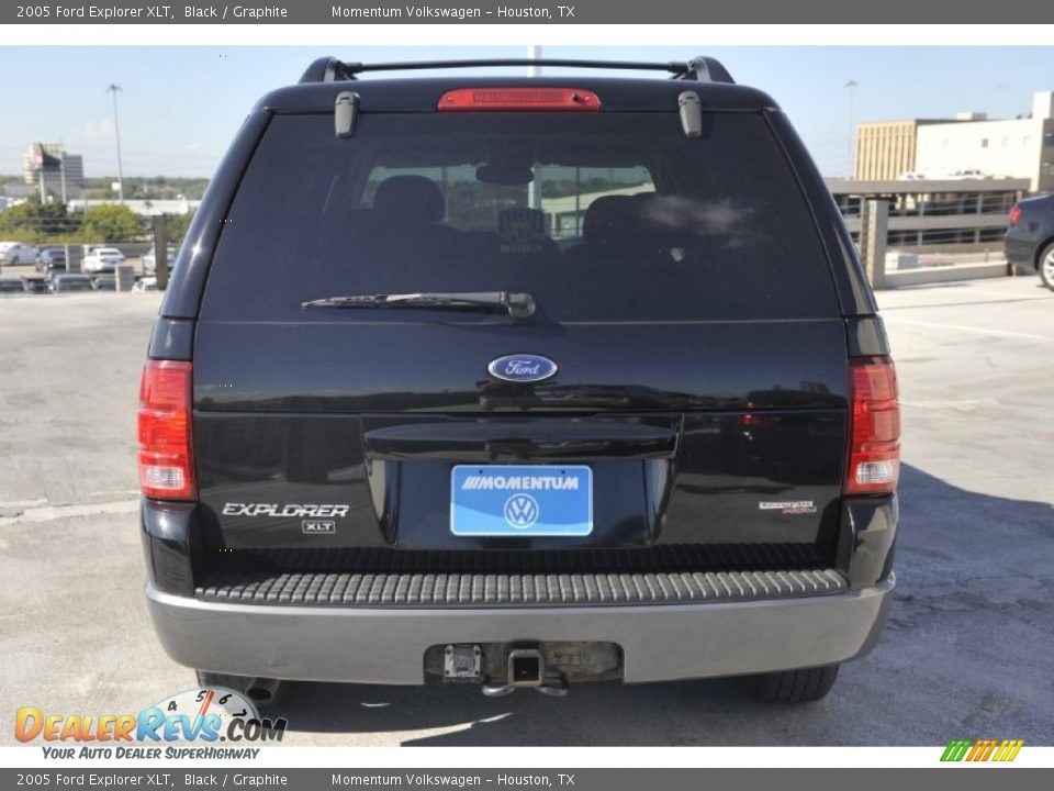 2005 Ford Explorer XLT Black / Graphite Photo #4