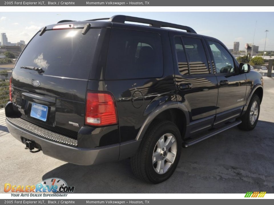 2005 Ford Explorer XLT Black / Graphite Photo #6