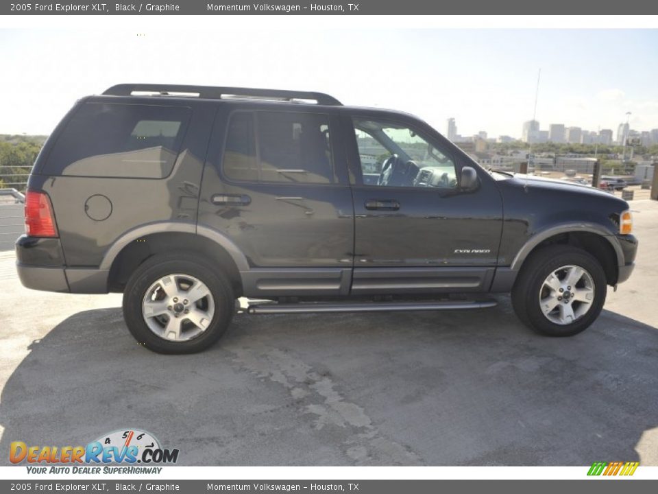2005 Ford Explorer XLT Black / Graphite Photo #7