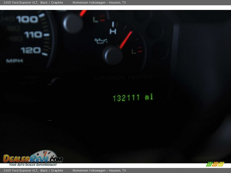 2005 Ford Explorer XLT Black / Graphite Photo #9