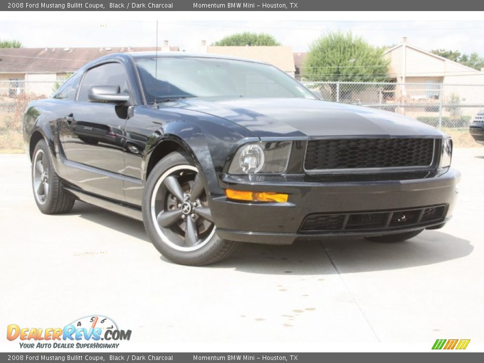 Front 3/4 View of 2008 Ford Mustang Bullitt Coupe Photo #1