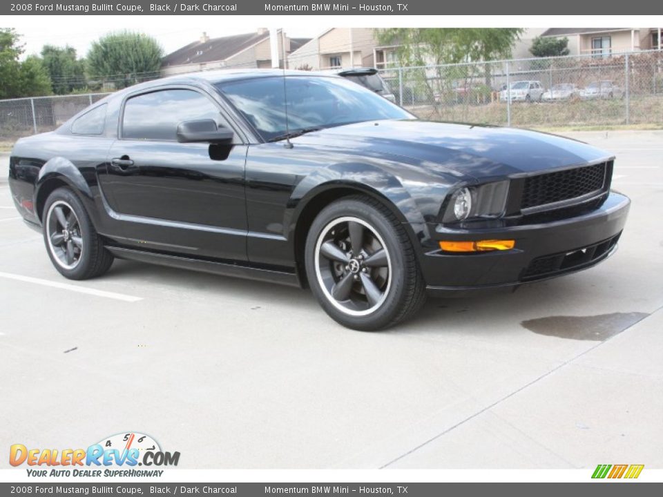 Front 3/4 View of 2008 Ford Mustang Bullitt Coupe Photo #8