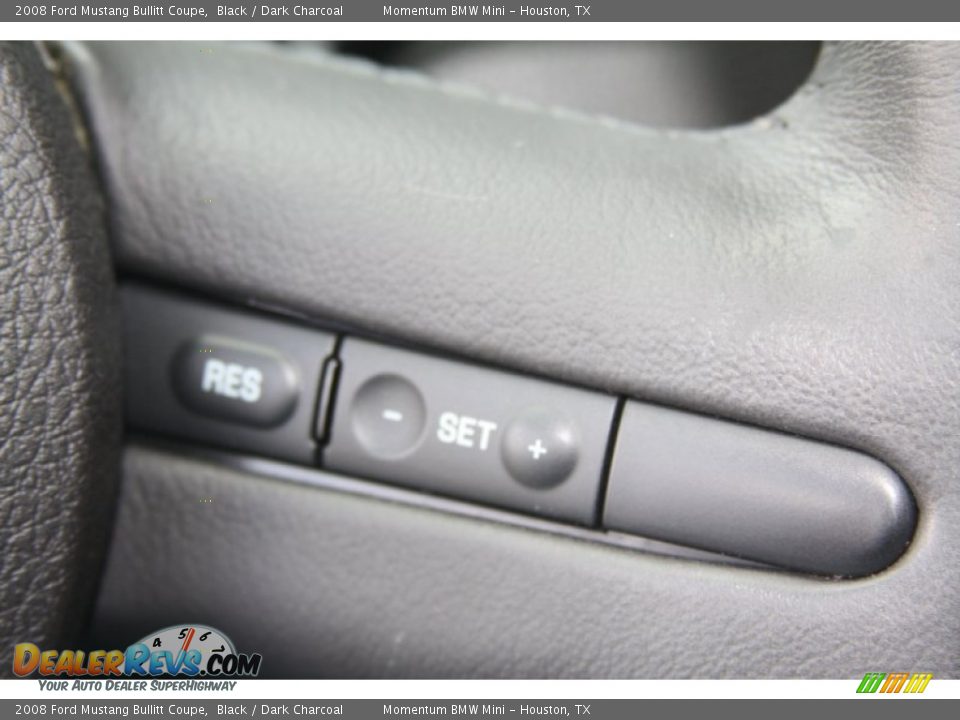 Controls of 2008 Ford Mustang Bullitt Coupe Photo #28