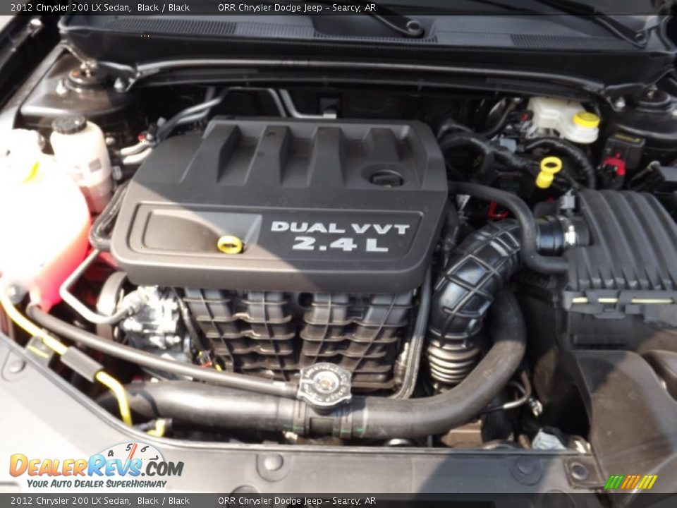 2012 Chrysler 200 LX Sedan 2.4 Liter DOHC 16Valve Dual VVT 4 Cylinder