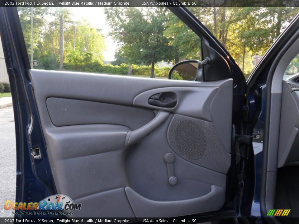 2003 Ford Focus LX Sedan Twilight Blue Metallic / Medium Graphite Photo #10