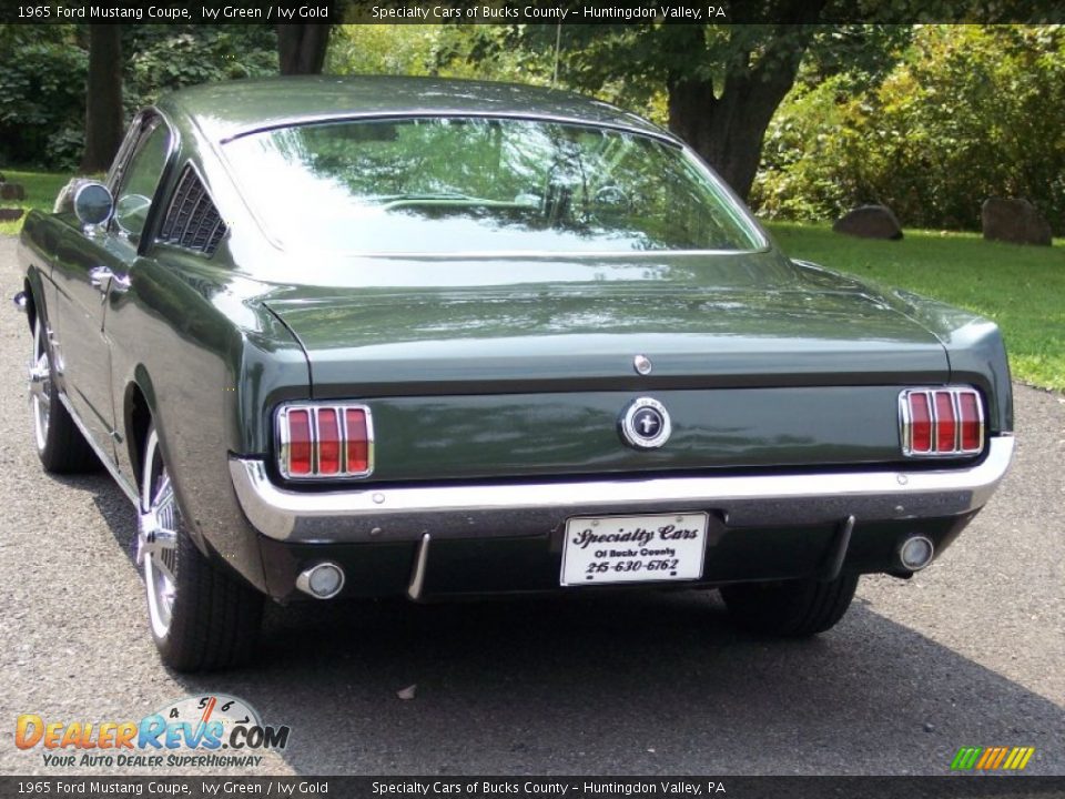 1965 Ford Mustang Coupe Ivy Green / Ivy Gold Photo #17