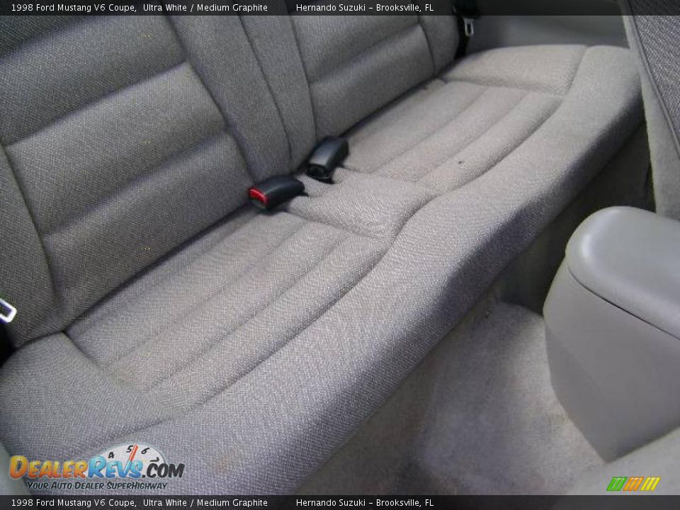 1998 Ford Mustang V6 Coupe Ultra White / Medium Graphite Photo #21