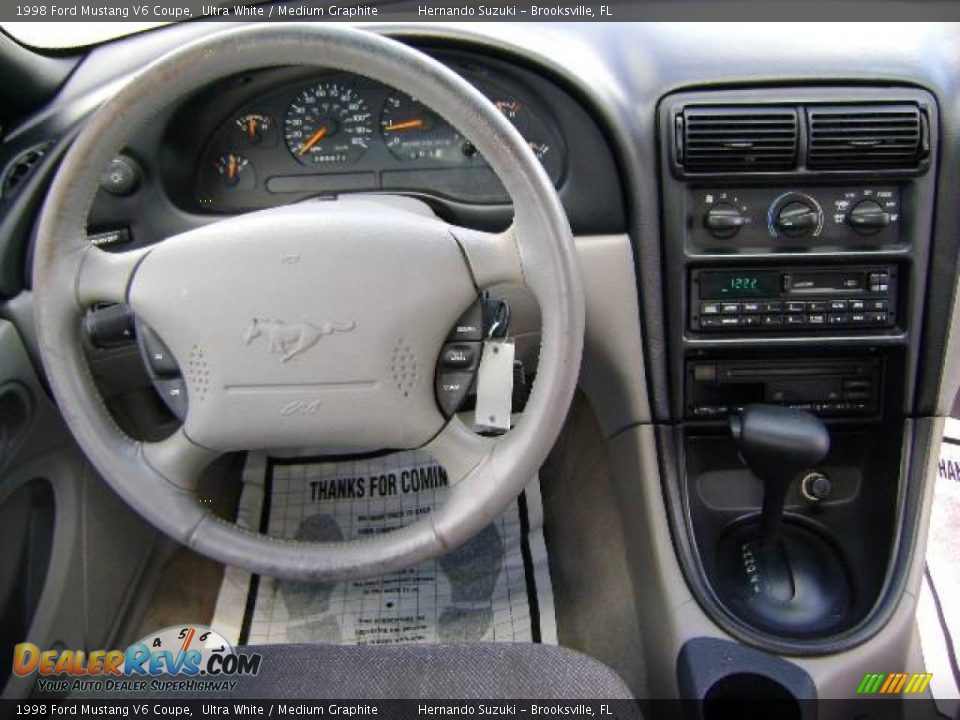 1998 Ford Mustang V6 Coupe Ultra White / Medium Graphite Photo #24