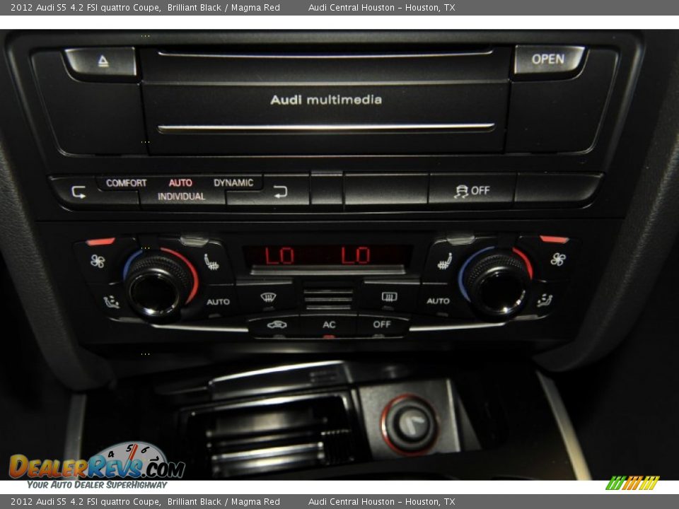 Controls of 2012 Audi S5 4.2 FSI quattro Coupe Photo #26