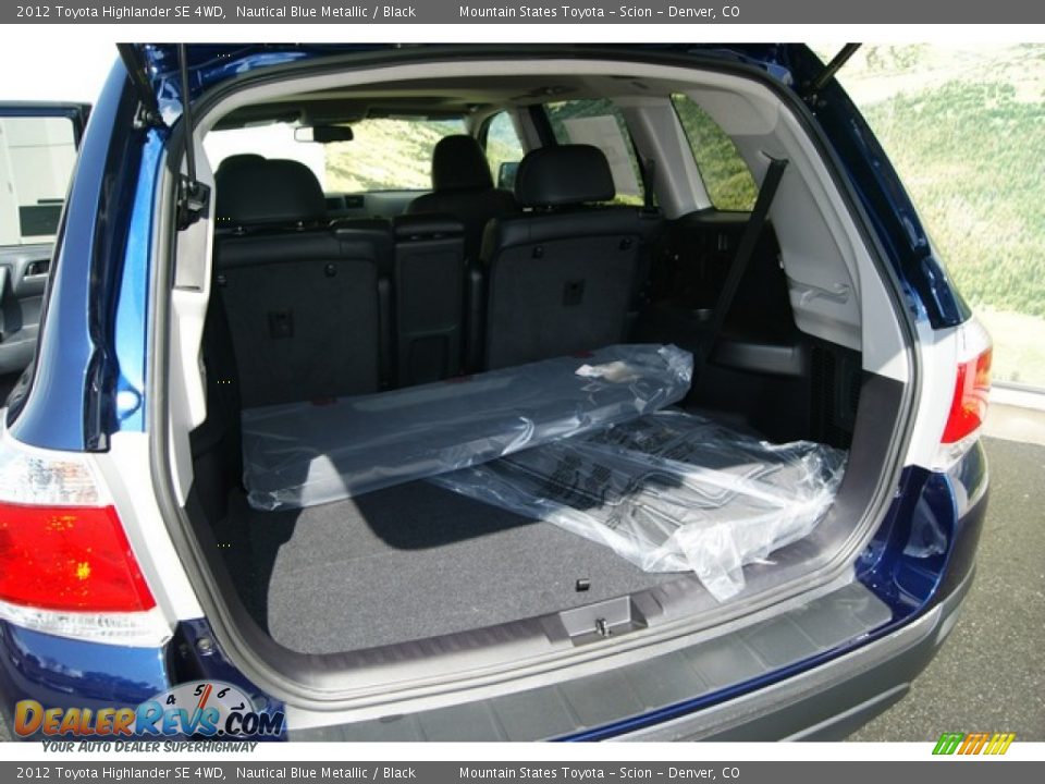 2012 Toyota Highlander SE 4WD Trunk Photo #10