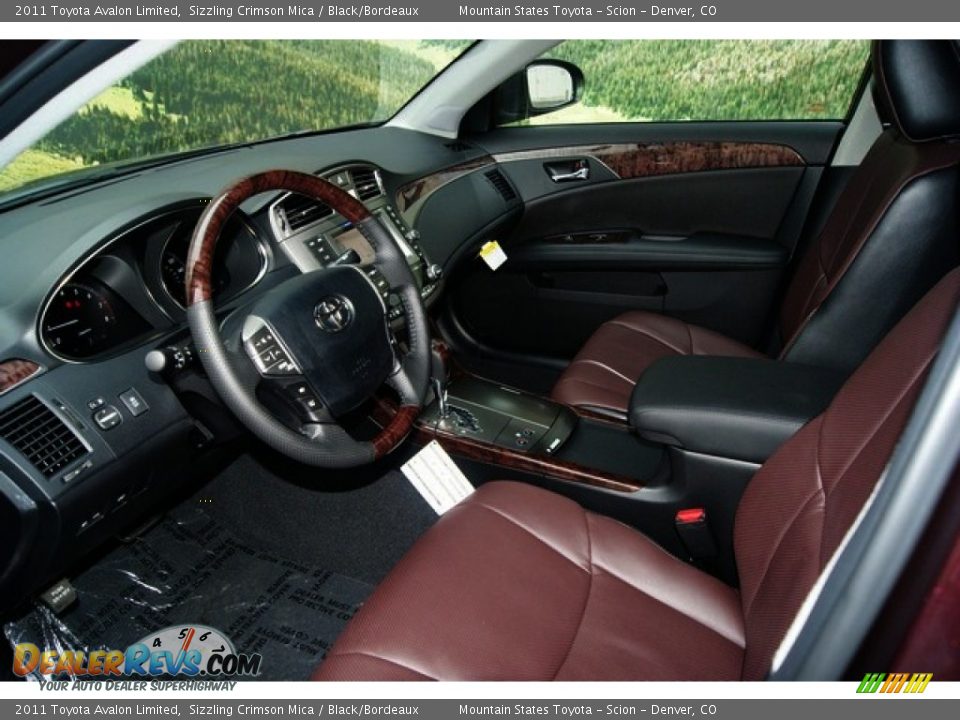Black/Bordeaux Interior - 2011 Toyota Avalon Limited Photo #4