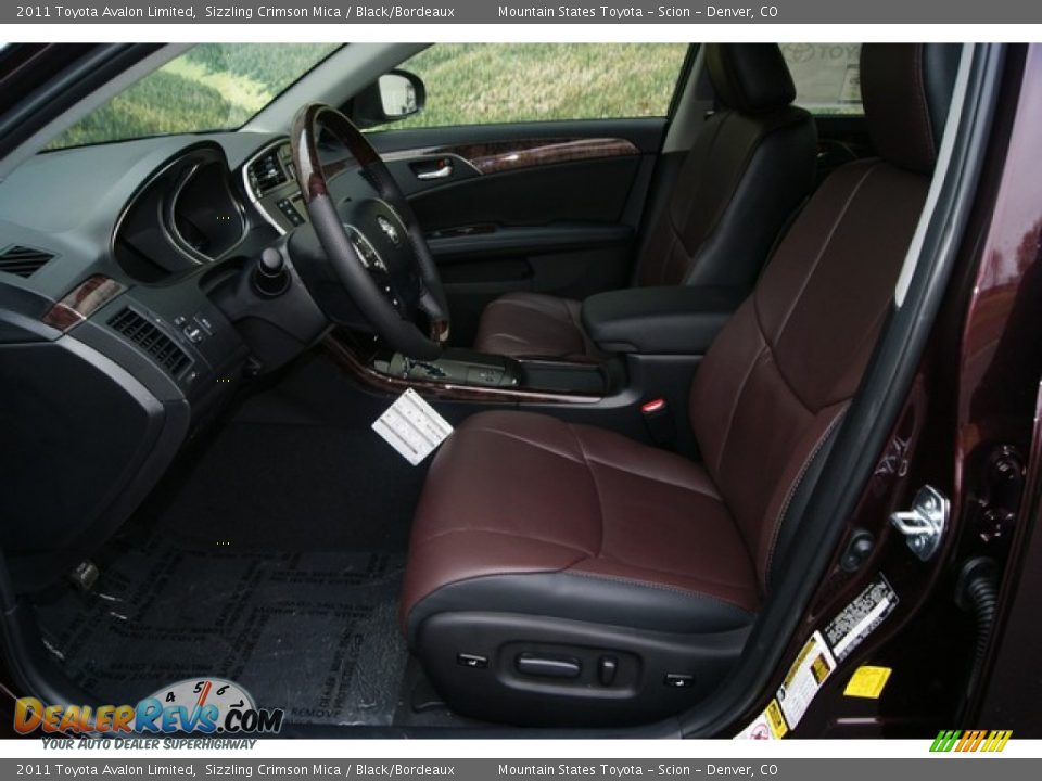 Black/Bordeaux Interior - 2011 Toyota Avalon Limited Photo #5