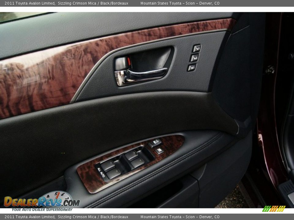 Door Panel of 2011 Toyota Avalon Limited Photo #7