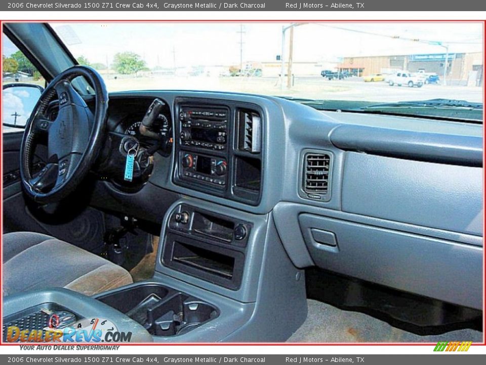 2006 Chevrolet Silverado 1500 Z71 Crew Cab 4x4 Graystone Metallic / Dark Charcoal Photo #31