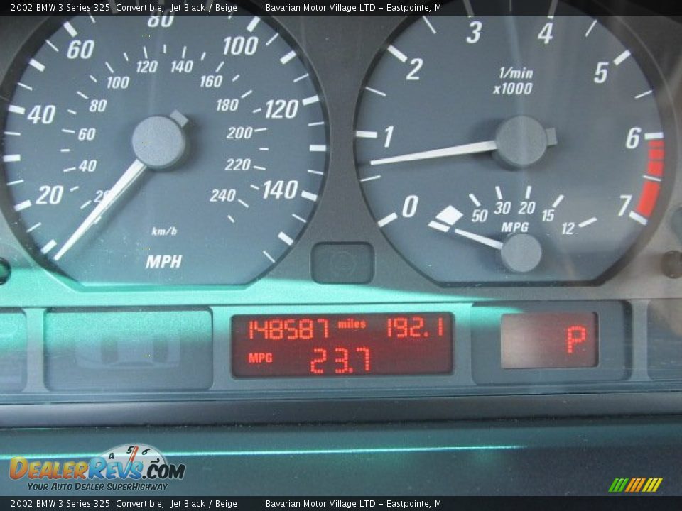 2002 BMW 3 Series 325i Convertible Jet Black / Beige Photo #13