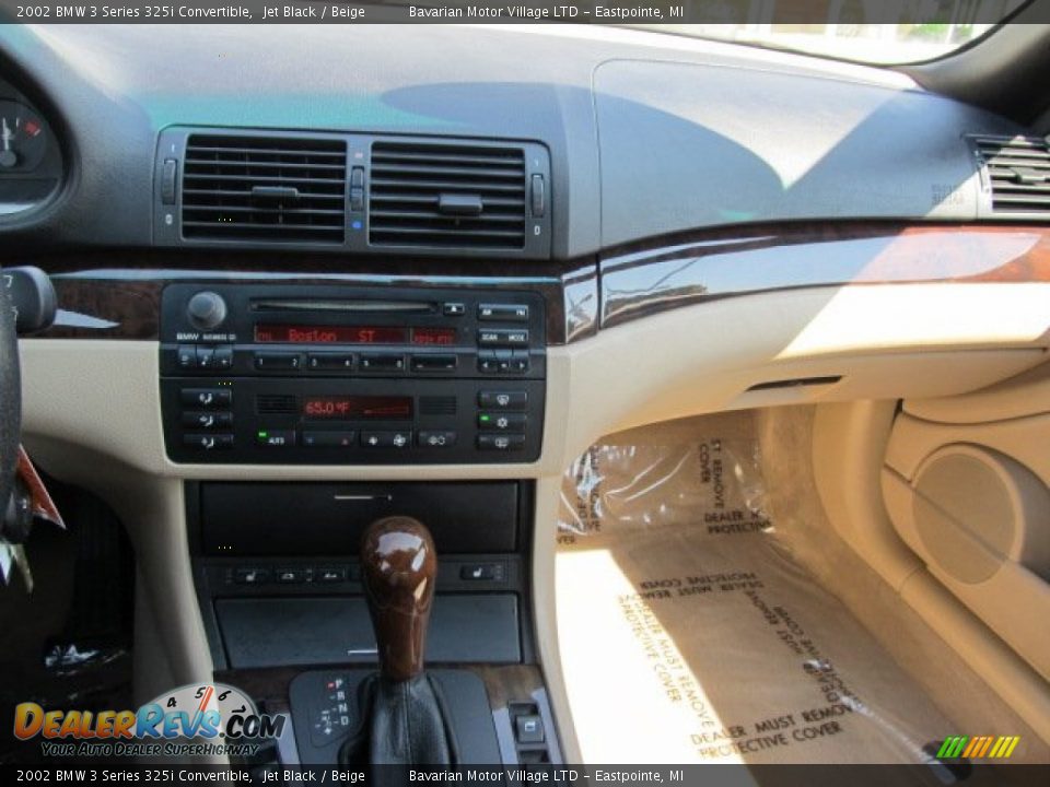 2002 BMW 3 Series 325i Convertible Jet Black / Beige Photo #14