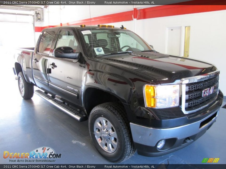 2011 GMC Sierra 2500HD SLT Crew Cab 4x4 Onyx Black / Ebony Photo #5
