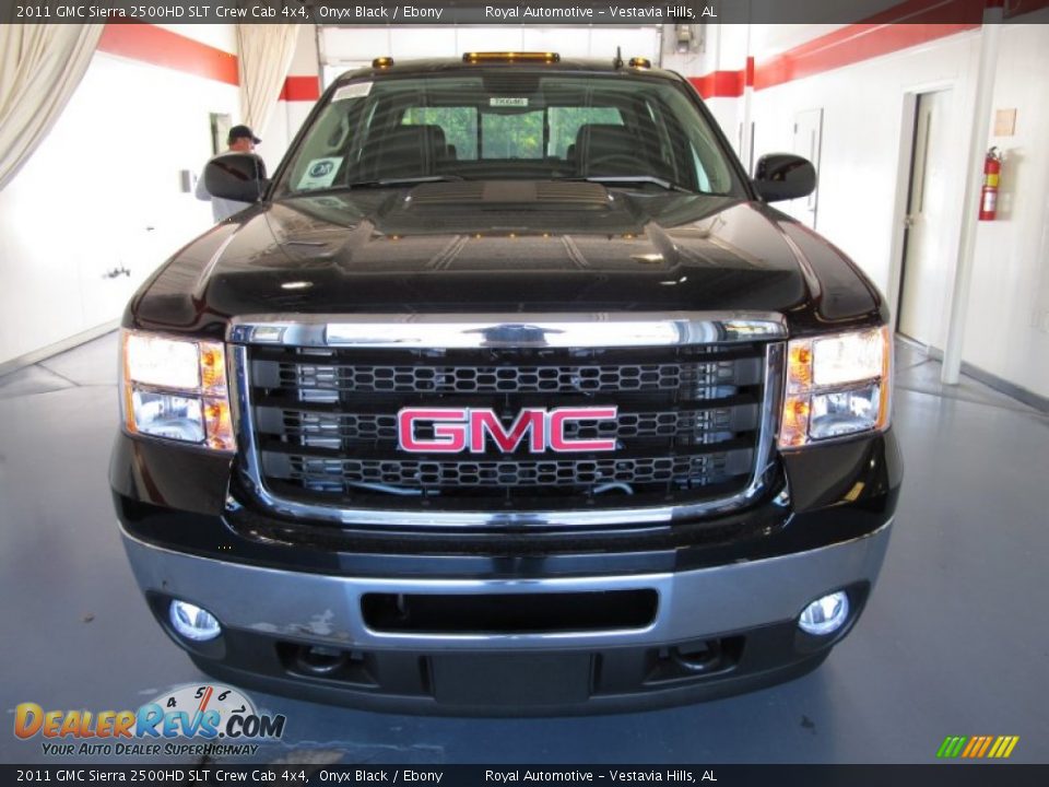 2011 GMC Sierra 2500HD SLT Crew Cab 4x4 Onyx Black / Ebony Photo #6