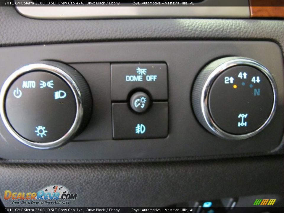 2011 GMC Sierra 2500HD SLT Crew Cab 4x4 Onyx Black / Ebony Photo #15