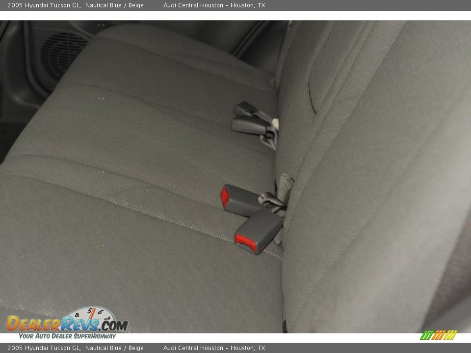 2005 Hyundai Tucson GL Nautical Blue / Beige Photo #24