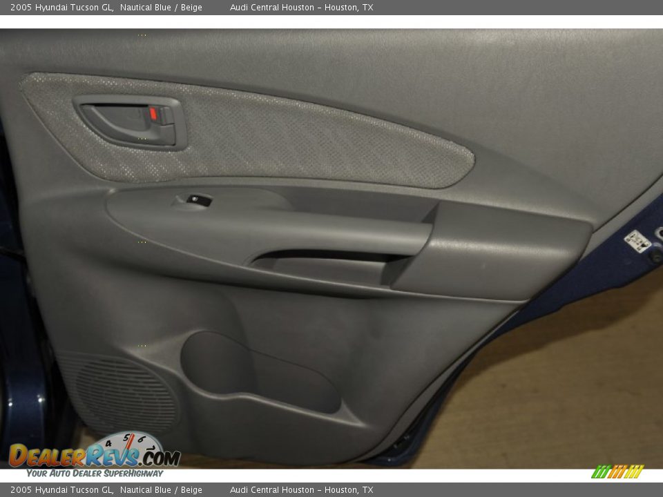 2005 Hyundai Tucson GL Nautical Blue / Beige Photo #27