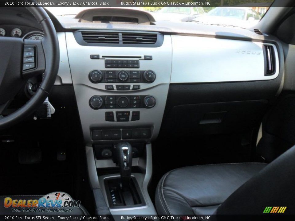 2010 Ford Focus SEL Sedan Ebony Black / Charcoal Black Photo #17