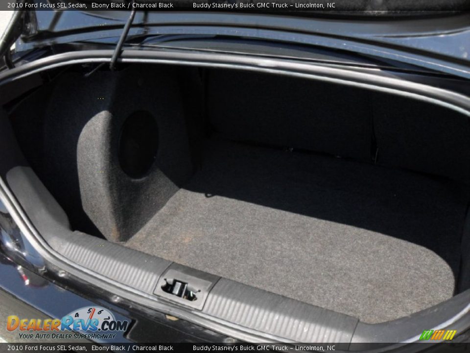 2010 Ford Focus SEL Sedan Ebony Black / Charcoal Black Photo #18