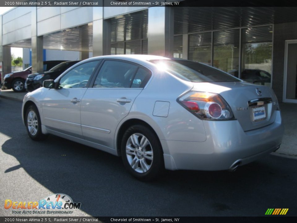 2010 Nissan Altima 2.5 S Radiant Silver / Charcoal Photo #3