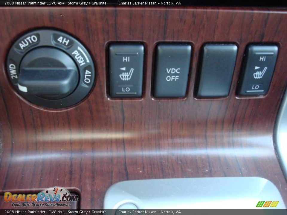 2008 Nissan Pathfinder LE V8 4x4 Storm Gray / Graphite Photo #17
