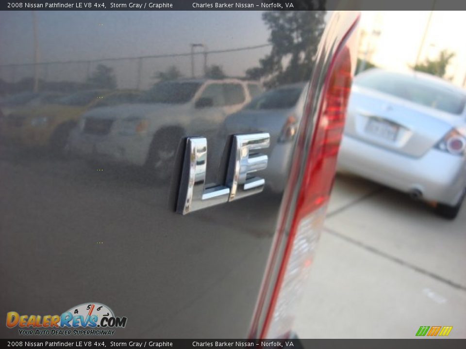 2008 Nissan Pathfinder LE V8 4x4 Storm Gray / Graphite Photo #21