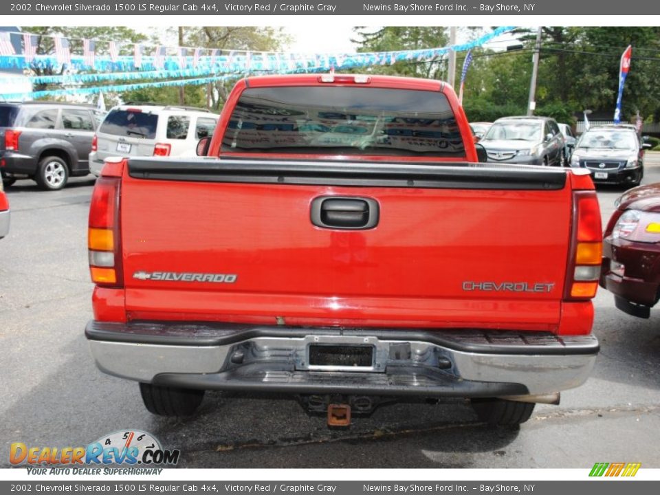 2002 Chevrolet Silverado 1500 LS Regular Cab 4x4 Victory Red / Graphite Gray Photo #5