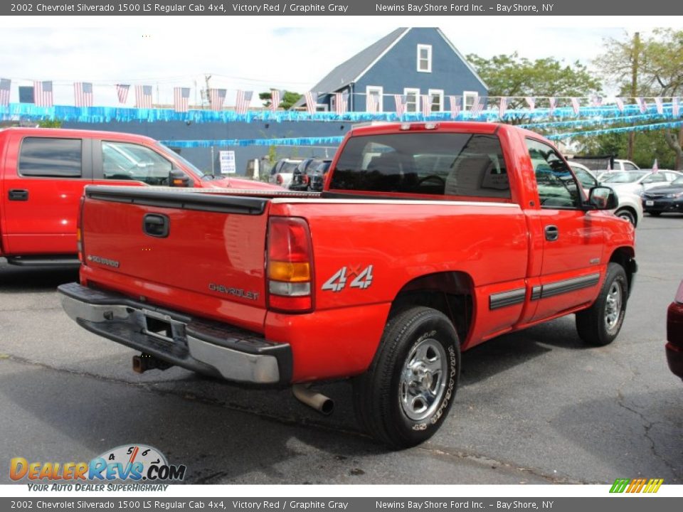 2002 Chevrolet Silverado 1500 LS Regular Cab 4x4 Victory Red / Graphite Gray Photo #6