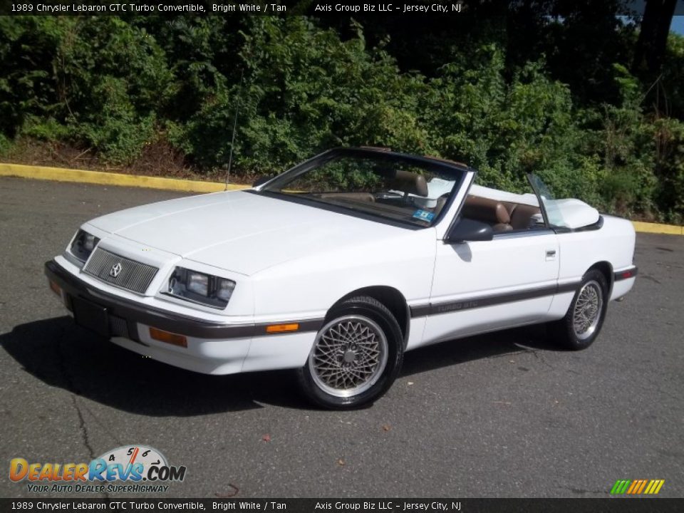 Front 3/4 View of 1989 Chrysler Lebaron GTC Turbo Convertible Photo #23