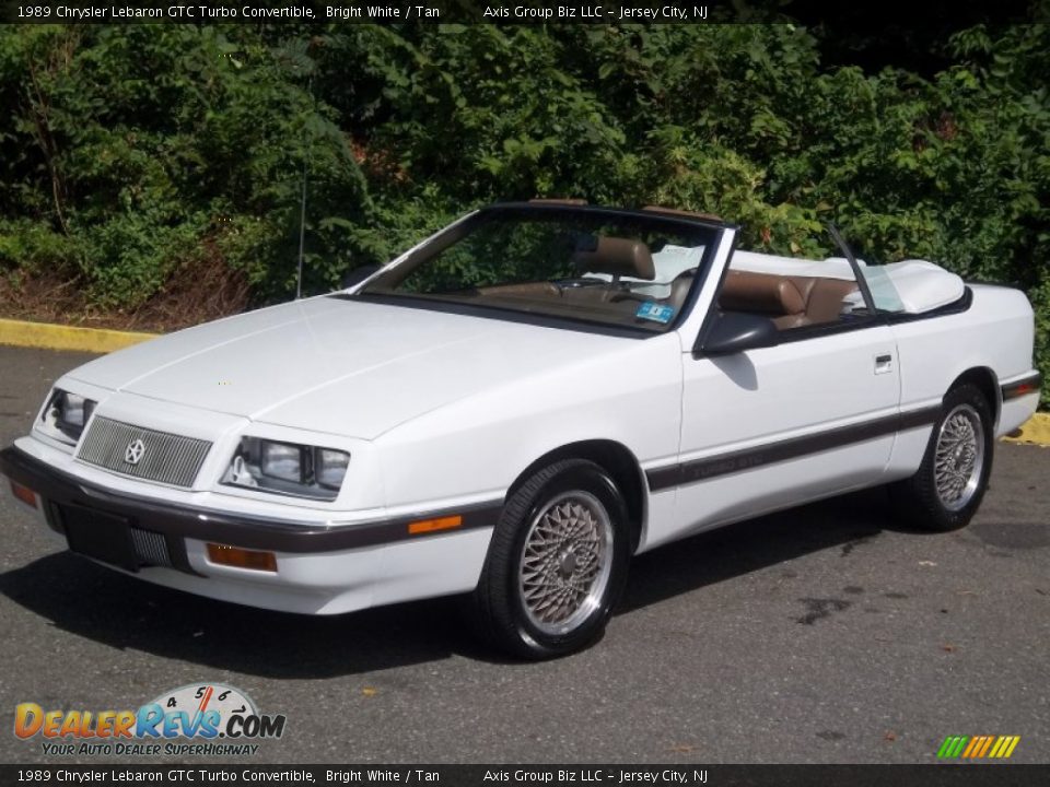 Front 3/4 View of 1989 Chrysler Lebaron GTC Turbo Convertible Photo #29