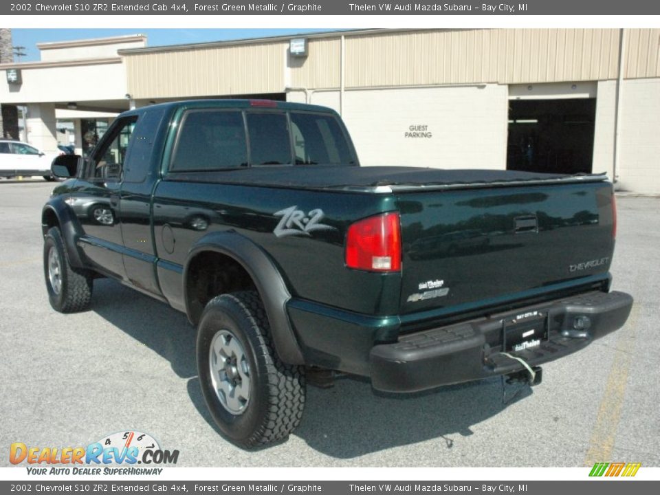 2002 Chevrolet S10 ZR2 Extended Cab 4x4 Forest Green Metallic / Graphite Photo #4