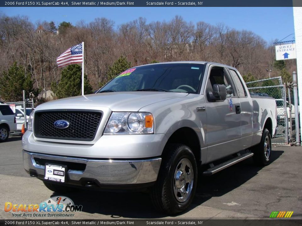 2006 Ford F150 XL SuperCab 4x4 Silver Metallic / Medium/Dark Flint Photo #1