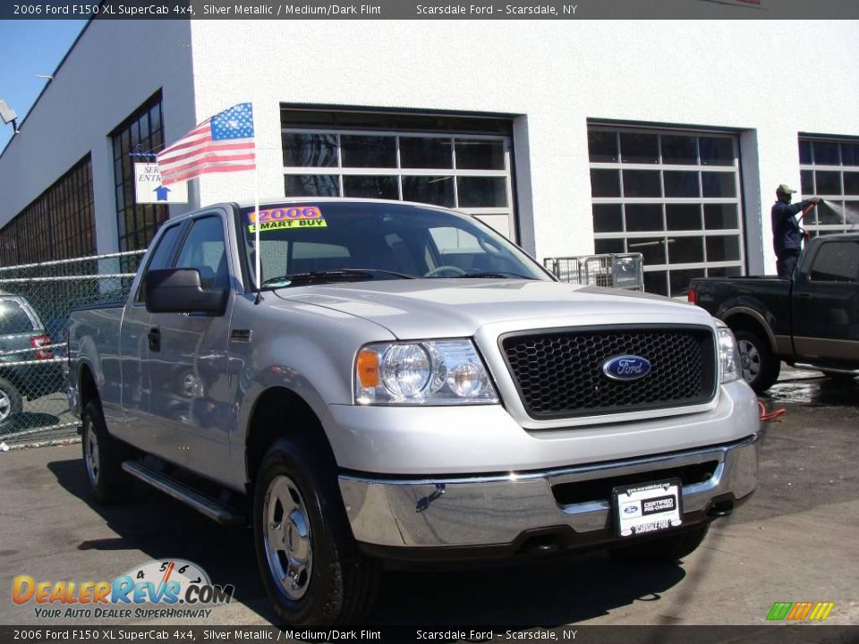 2006 Ford F150 XL SuperCab 4x4 Silver Metallic / Medium/Dark Flint Photo #3
