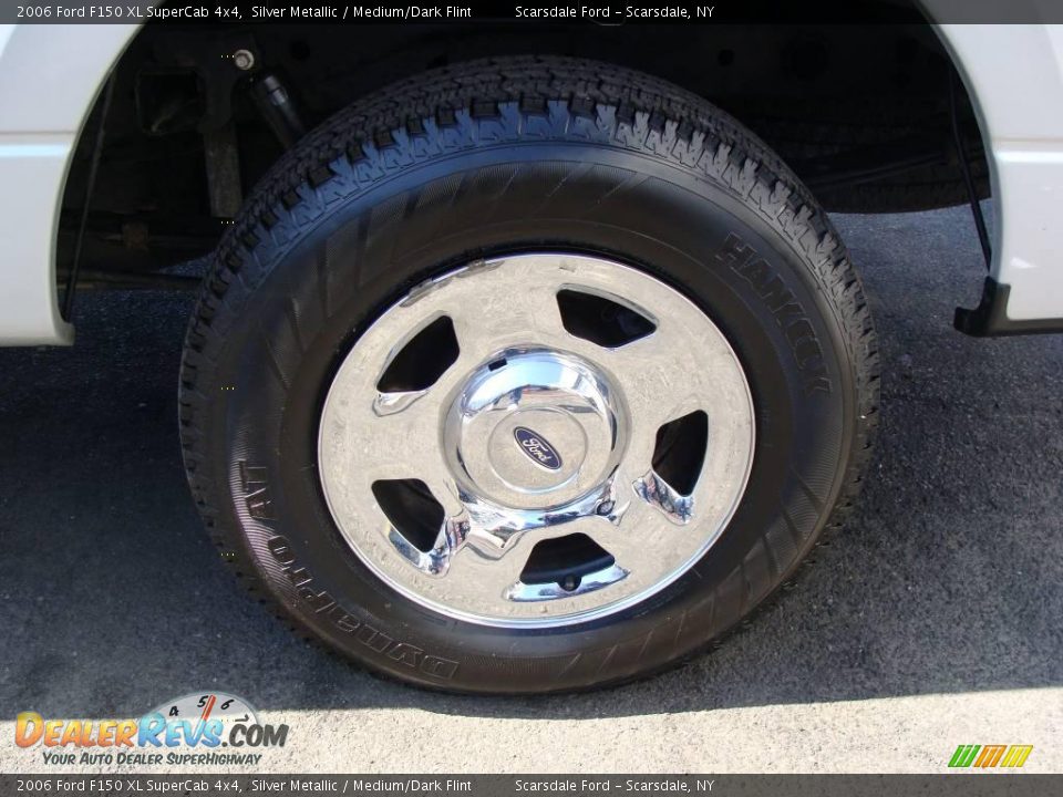 2006 Ford F150 XL SuperCab 4x4 Silver Metallic / Medium/Dark Flint Photo #9