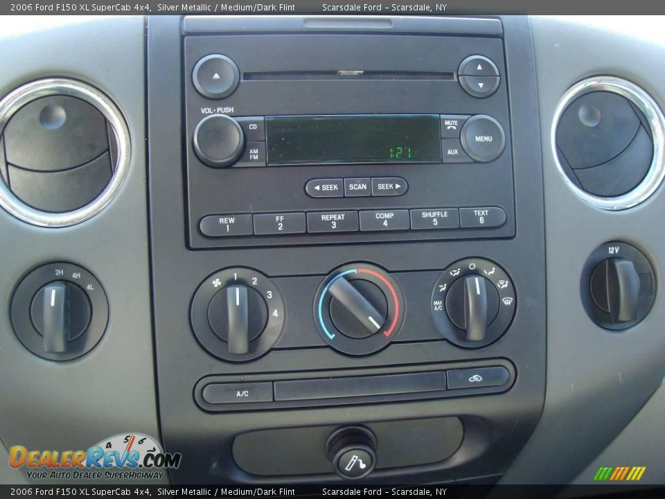 2006 Ford F150 XL SuperCab 4x4 Silver Metallic / Medium/Dark Flint Photo #21