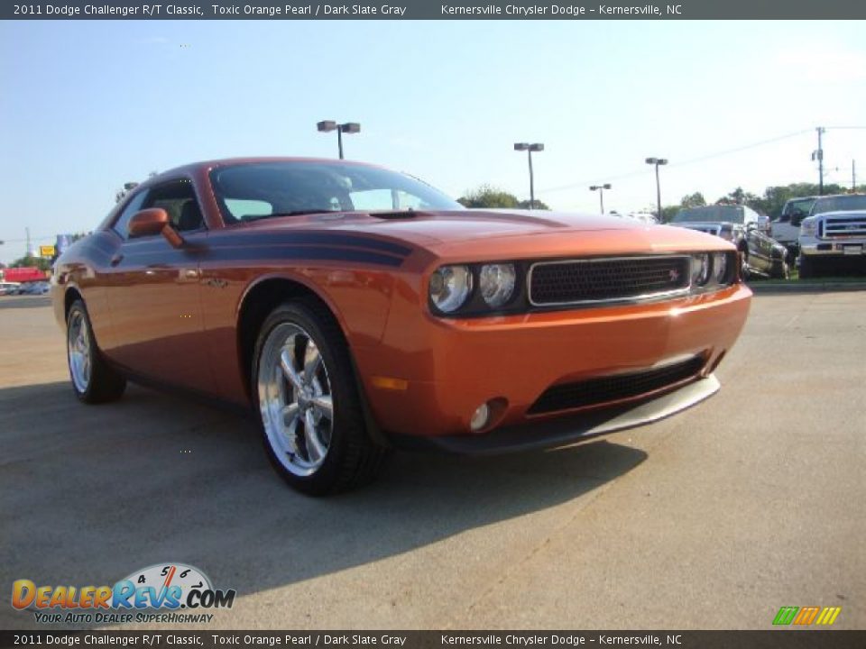 2011 Dodge Challenger R/T Classic Toxic Orange Pearl / Dark Slate Gray Photo #7