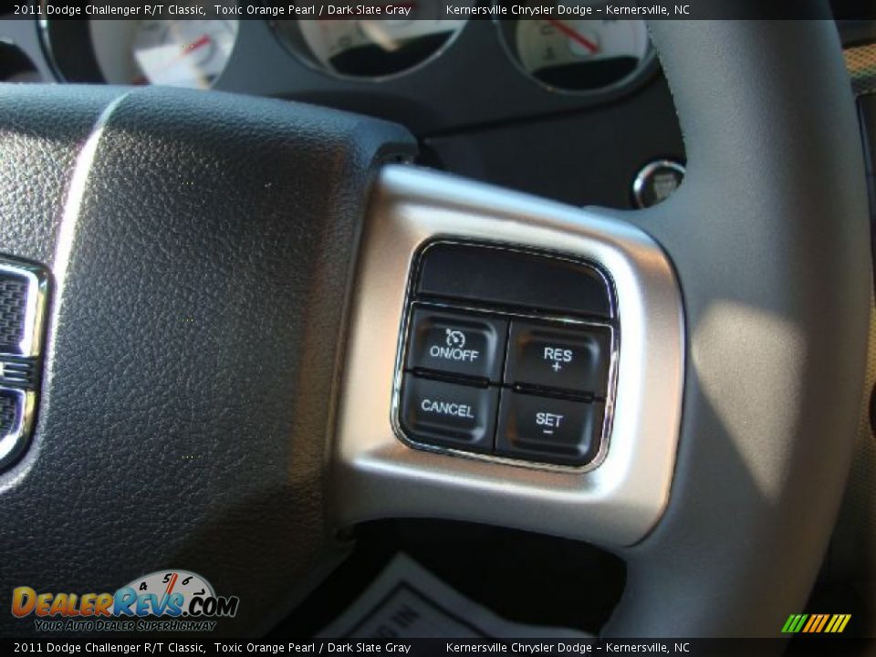 2011 Dodge Challenger R/T Classic Toxic Orange Pearl / Dark Slate Gray Photo #26