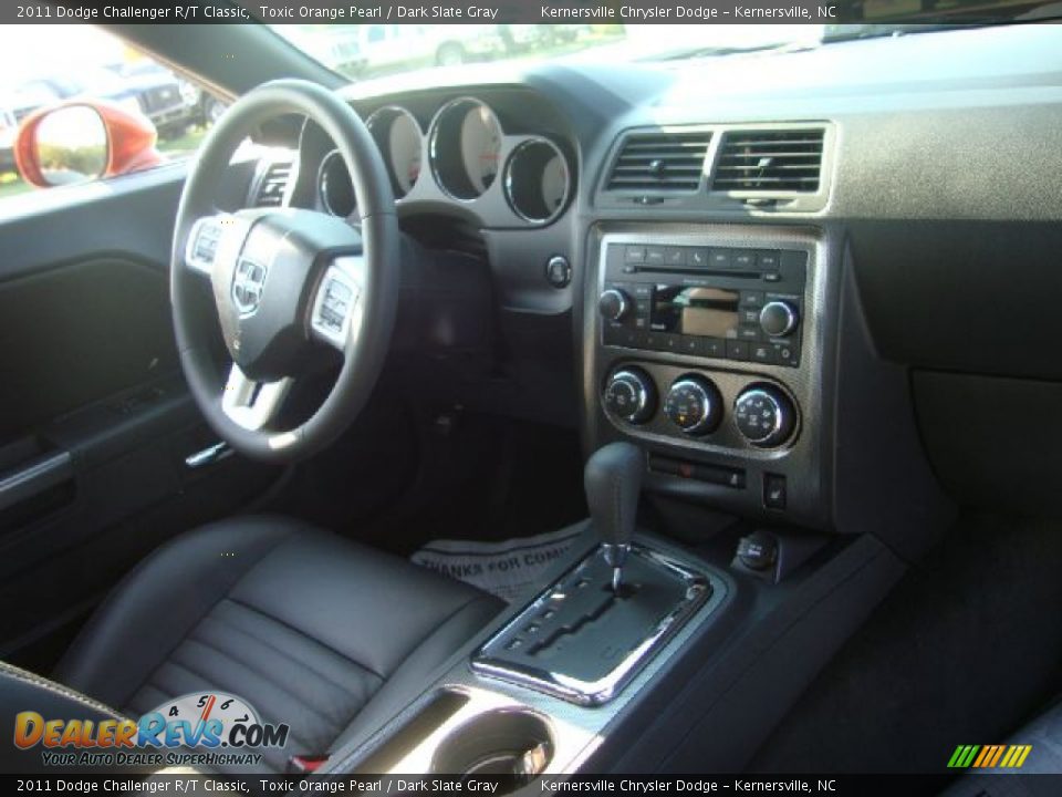 2011 Dodge Challenger R/T Classic Toxic Orange Pearl / Dark Slate Gray Photo #29