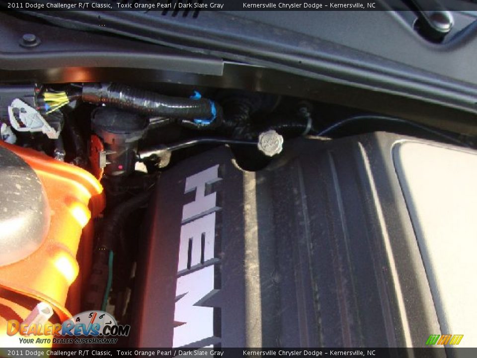 2011 Dodge Challenger R/T Classic Toxic Orange Pearl / Dark Slate Gray Photo #33