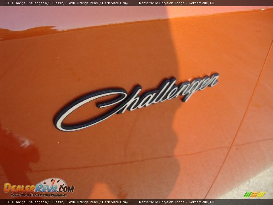 2011 Dodge Challenger R/T Classic Toxic Orange Pearl / Dark Slate Gray Photo #35
