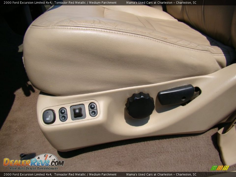 2000 Ford Excursion Limited 4x4 Toreador Red Metallic / Medium Parchment Photo #10