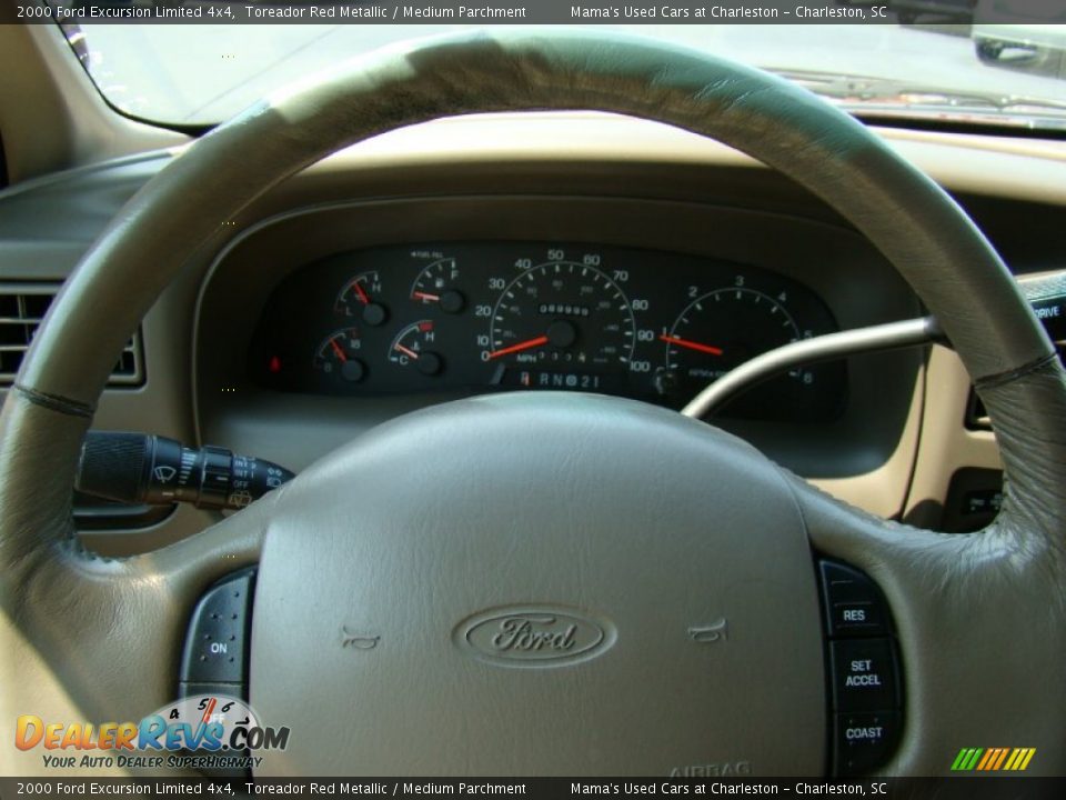 2000 Ford Excursion Limited 4x4 Toreador Red Metallic / Medium Parchment Photo #25