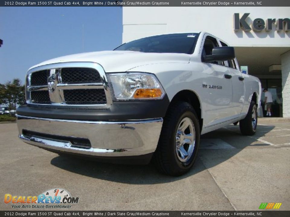 2012 Dodge Ram 1500 ST Quad Cab 4x4 Bright White / Dark Slate Gray/Medium Graystone Photo #1