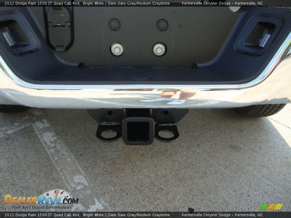 2012 Dodge Ram 1500 ST Quad Cab 4x4 Bright White / Dark Slate Gray/Medium Graystone Photo #15