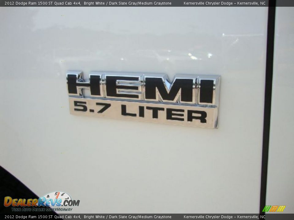2012 Dodge Ram 1500 ST Quad Cab 4x4 Bright White / Dark Slate Gray/Medium Graystone Photo #18